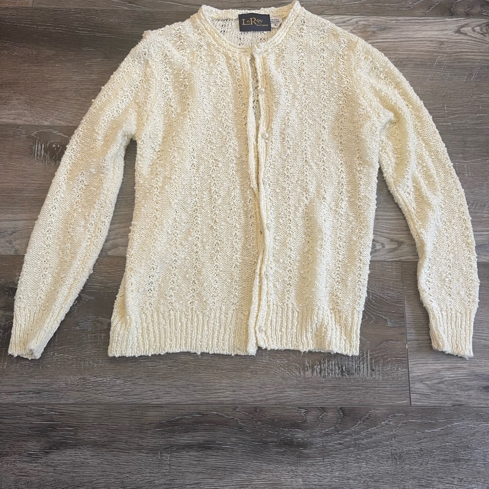 Leroy Knitwear Women's Cream Cardigan Sweater EUC size XL